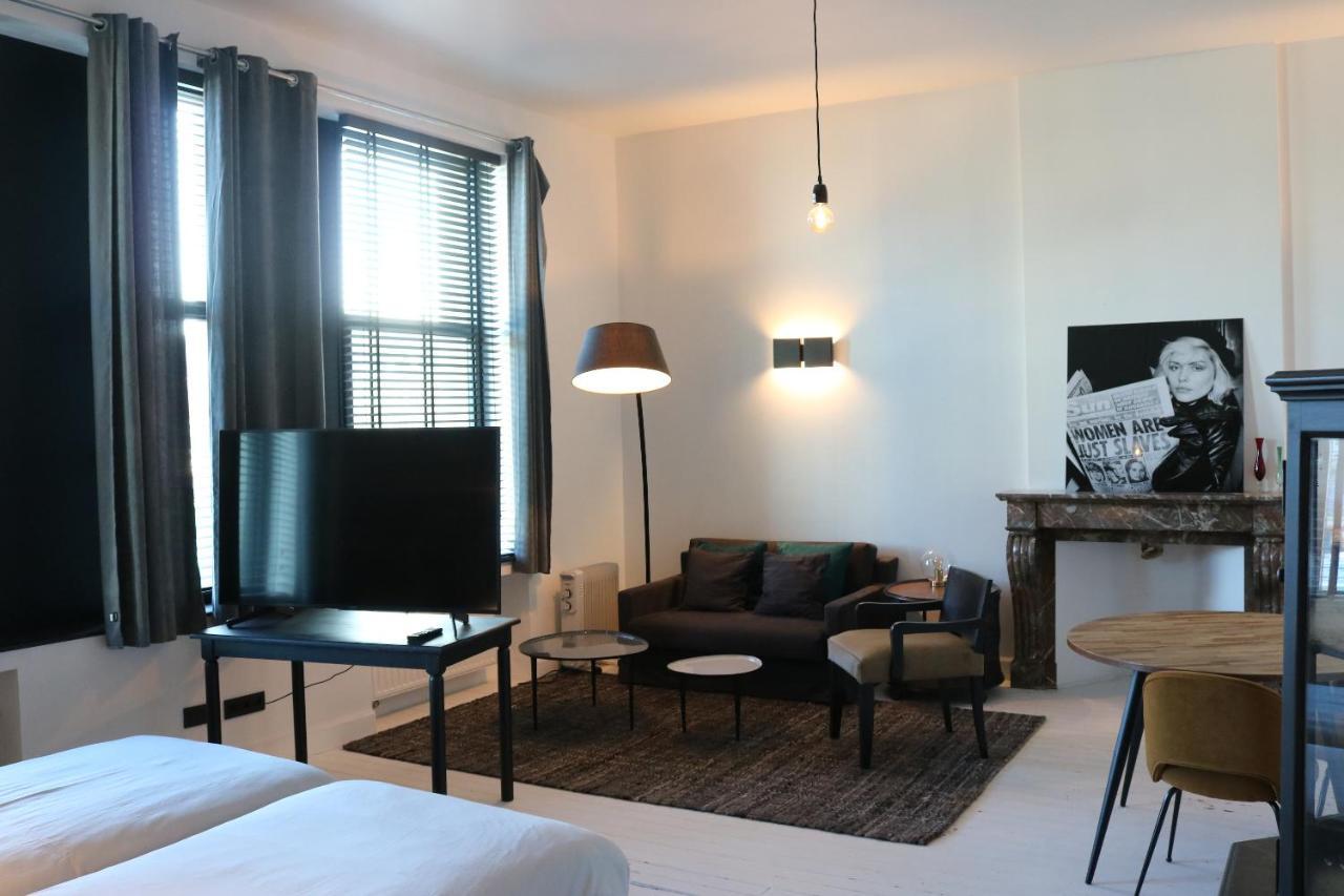 Bed and Breakfast Peter House Нивель Экстерьер фото