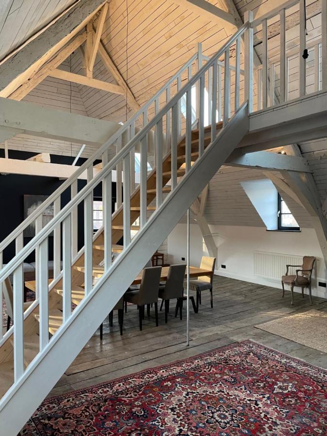 Bed and Breakfast Peter House Нивель Экстерьер фото